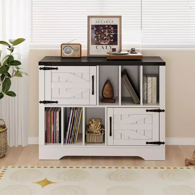 39Meuble de rangement pour tourne-disque, grand meuble de rangement pour vinyles en bois de style ferme pouvant contenir jusqu'à 450 albums avec portes de grange, table de tourne-disque pour salon ou chambre à coucher