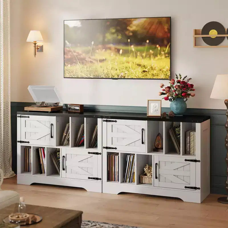 39Meuble de rangement pour tourne-disque, grand meuble de rangement pour vinyles en bois de style ferme pouvant contenir jusqu'à 450 albums avec portes de grange, table de tourne-disque pour salon ou chambre à coucher