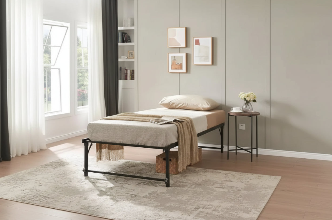 Cadre de lit de repos gigogne en métal double avec roulettes – Solution robuste, élégante et peu encombrante